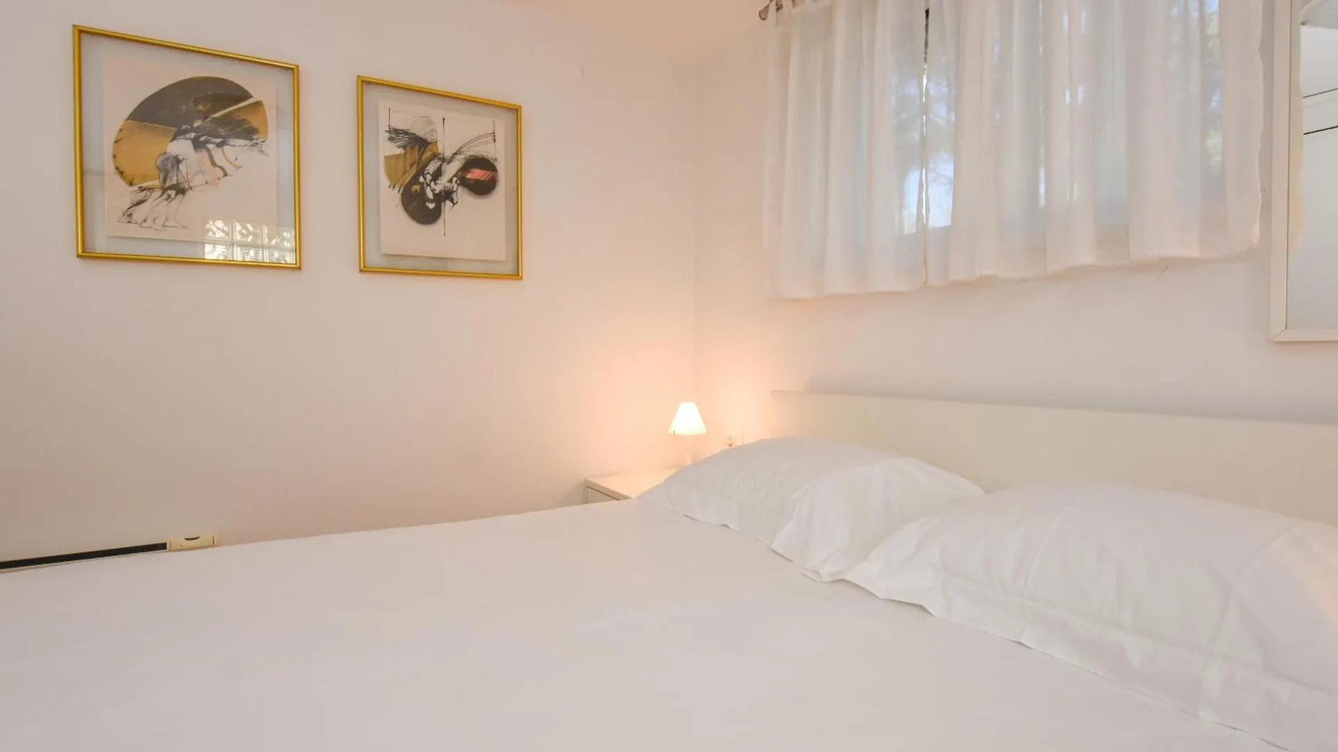 Seaside Holiday House Mandre, Pag - 19691 Kolan 0*,  Croatia